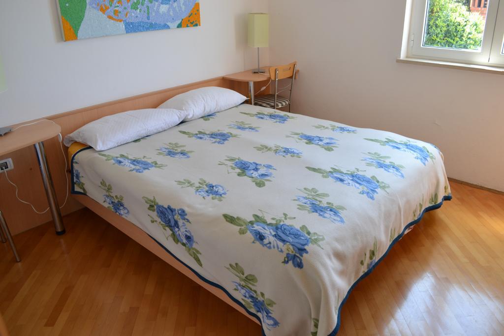 Apartment Jugo Piran Luaran gambar